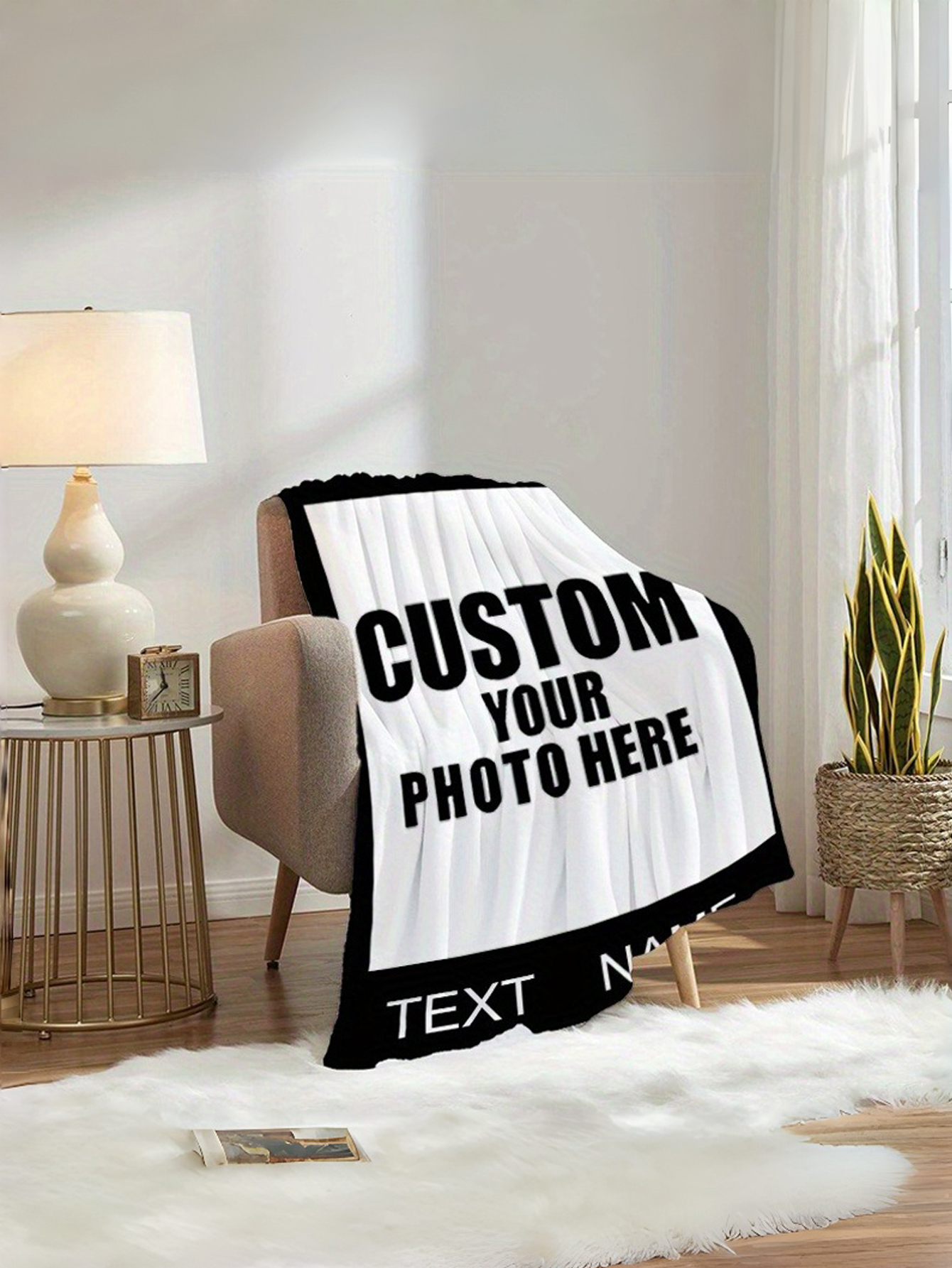 1personalized photo custom-patterned flannel blanket, a lightweight and soft blanket, a uniquely customized gift for family and friends